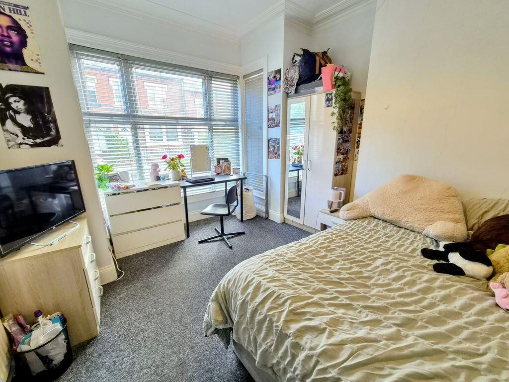 Headingley Avenue, Leeds photo 4