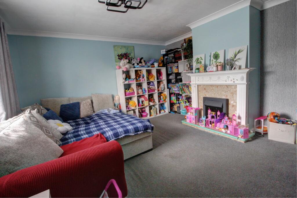 House in Leicester - More