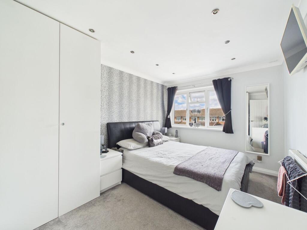 House in Southend-on-Sea - View 4