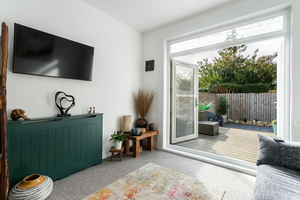 House in Edinburgh - View 3