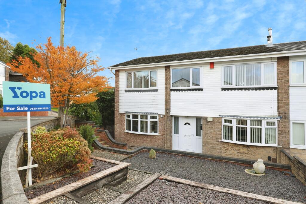 4-bed semi-detached on Soames Crescent, Saxonfields, Stoke-on-trent, ST3, £280,000