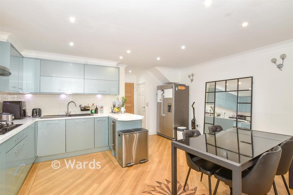 House in Maidstone, Tovil - View 4
