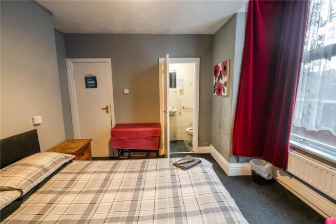 Bedroom (2)