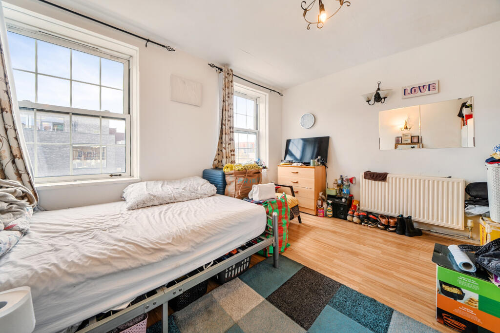 Apartment in London - View 3