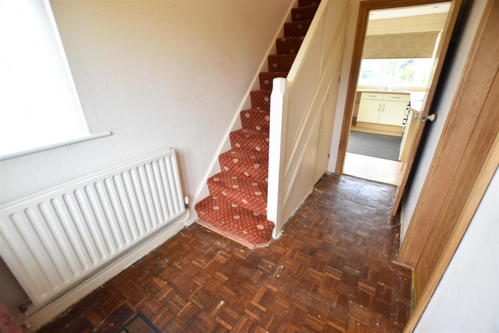House in Grimsby, Grange - More