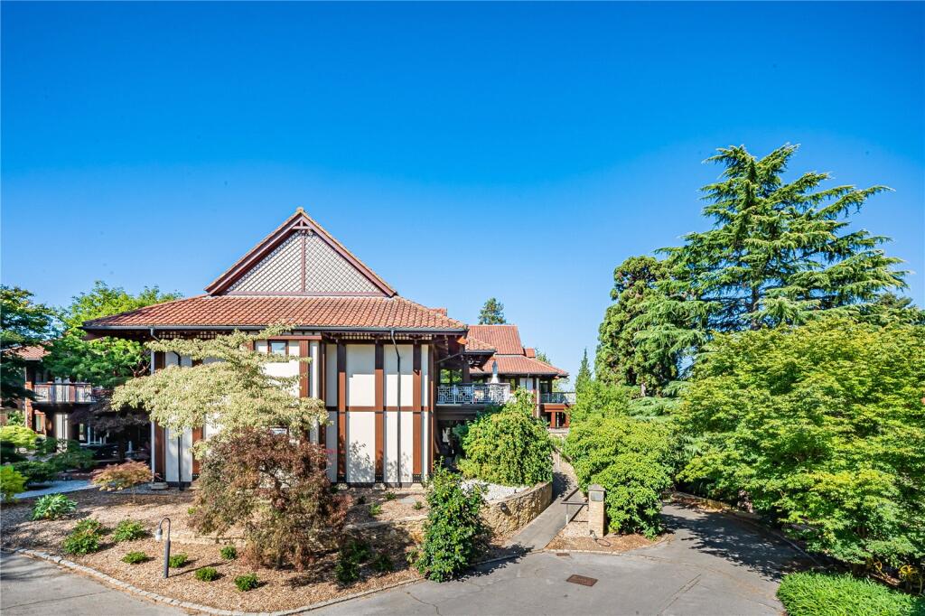 Apartment in Kingston upon Thames