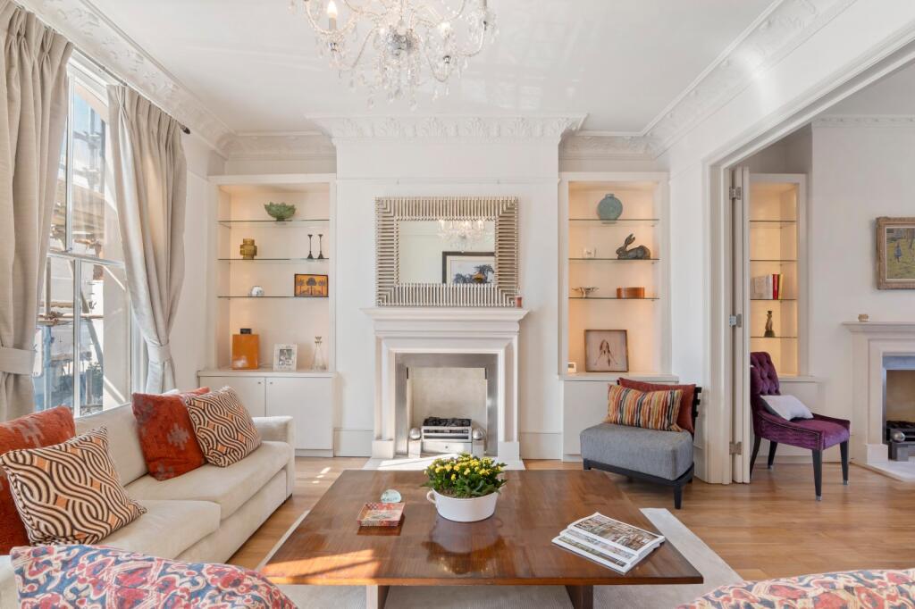 House in London, Kensington - View 2