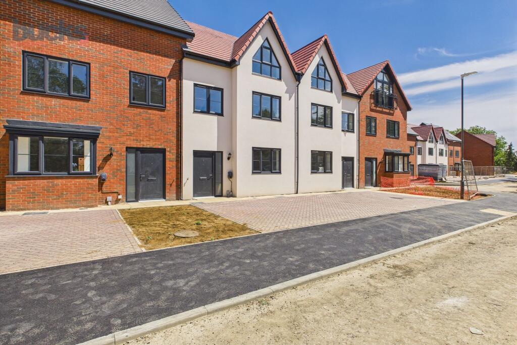 Main image of property: Osbourne Gardens, Aylesbury, HP21