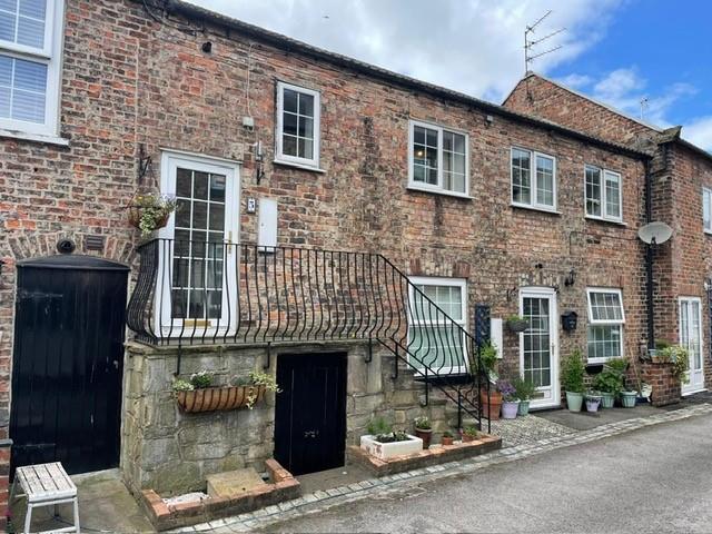 Main image of property: 5 Manor Court, Church View, Northallerton