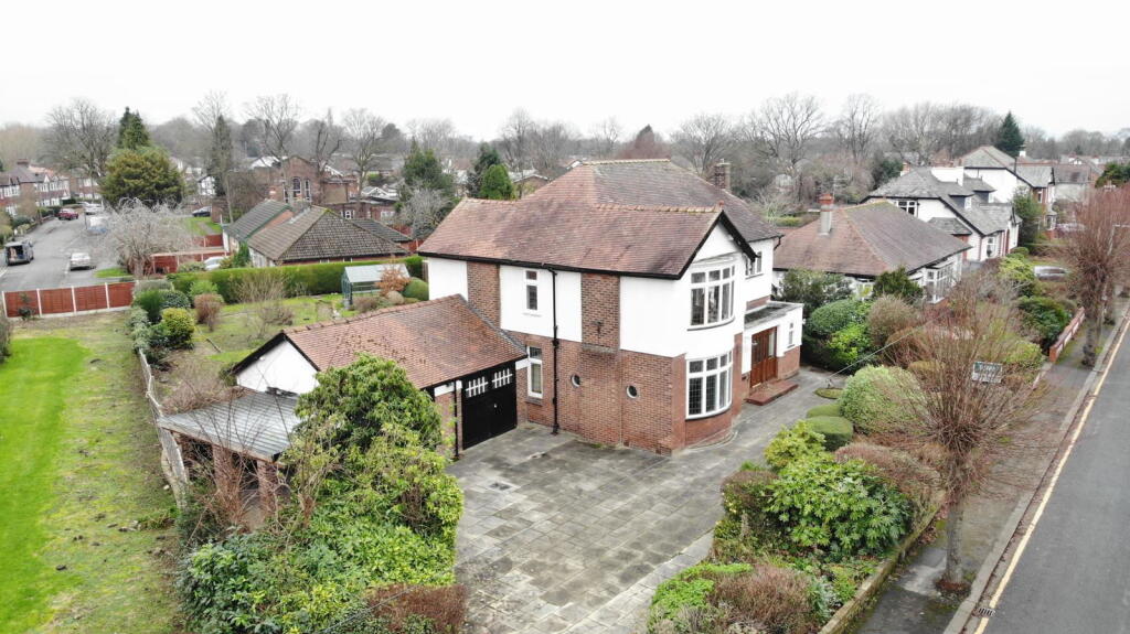 Main image of property: Oakwood Avenue, Gatley