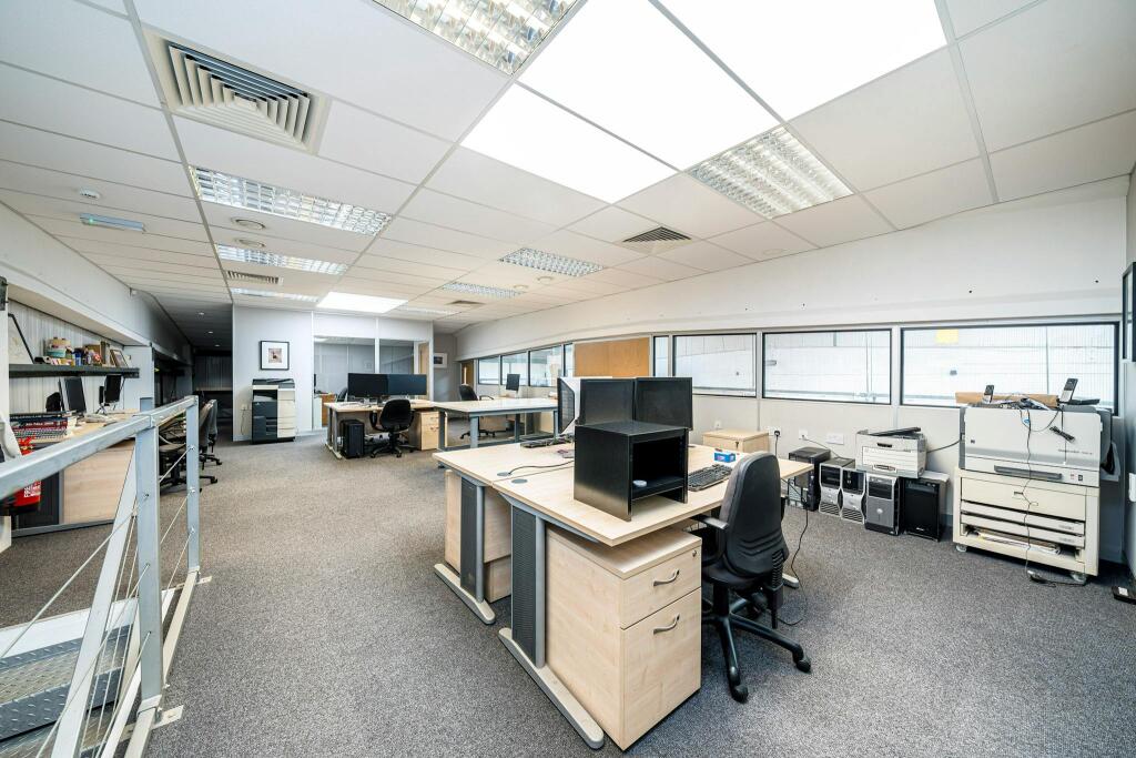 Studio 24, 87 Crampton Street first floor office 4.jpg