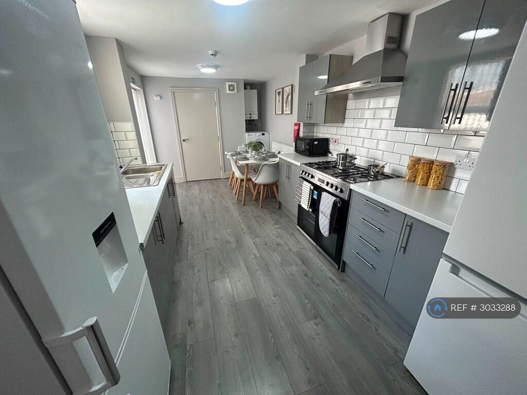 House in Liverpool, Kensington Fields, Kensington - View 3