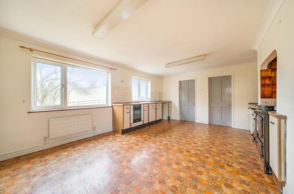 House in Llandrindod Wells - View 2