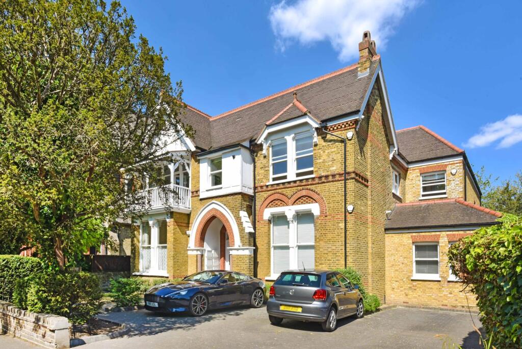 Main image of property: North Common Road, Ealing