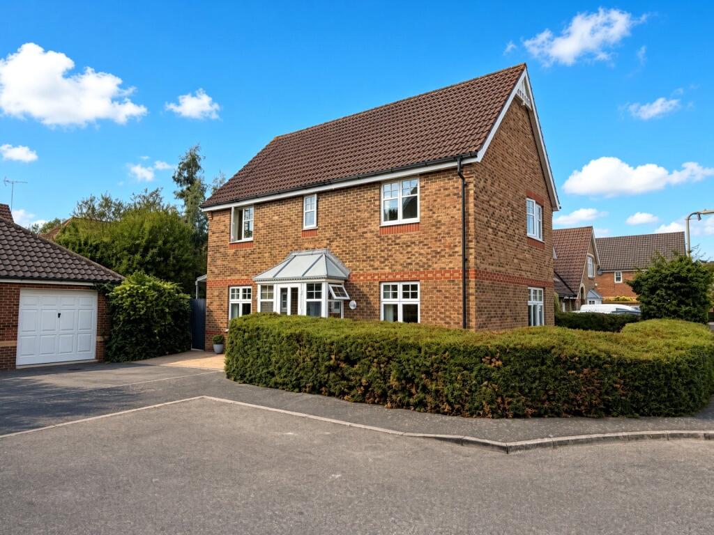 Main image of property: Glebe Close, Aldershot, Hampshire, GU11