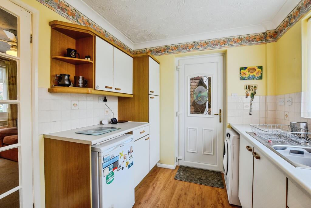 Richmond Drive, Skegness, PE25 photo 2