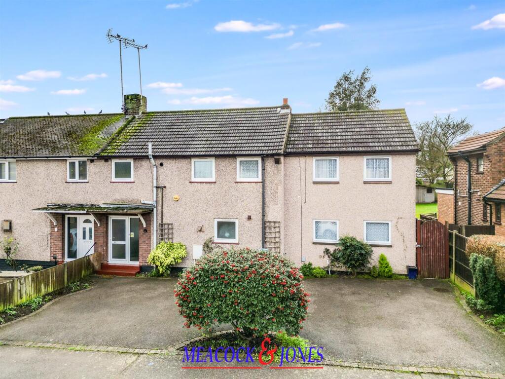 Main image of property: Highview Crescent, Hutton, Brentwood