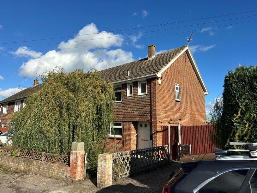 Main image of property: 93 Chaffes Lane, Upchurch, Sittingbourne, Kent, ME9 7BG
