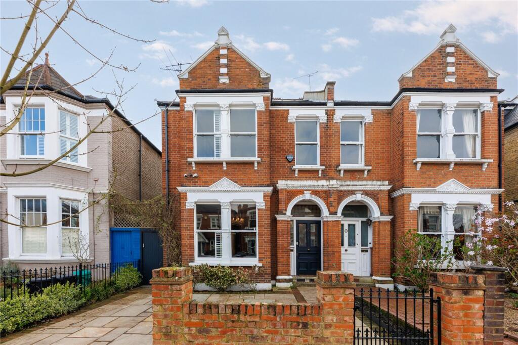 Main image of property: Clarendon Drive, London, SW15