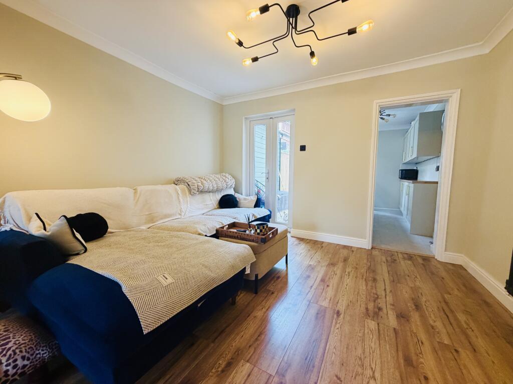 House in Southampton - View 4