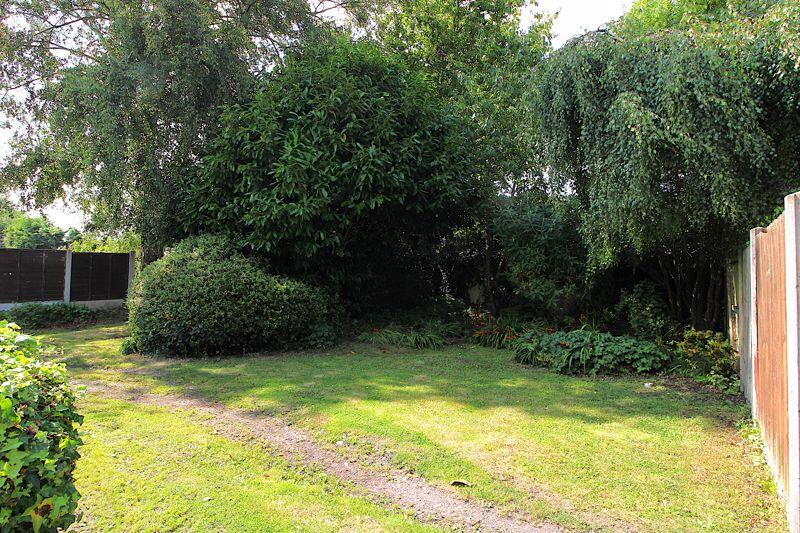 3-bed terraced on Ashtree Road, Pelsall. WS3 4LR, £240,000