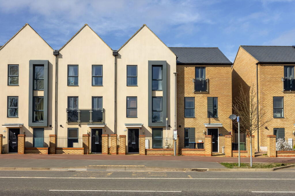 Main image of property: Barrosa Way, Whitehouse, Milton Keynes, MK8