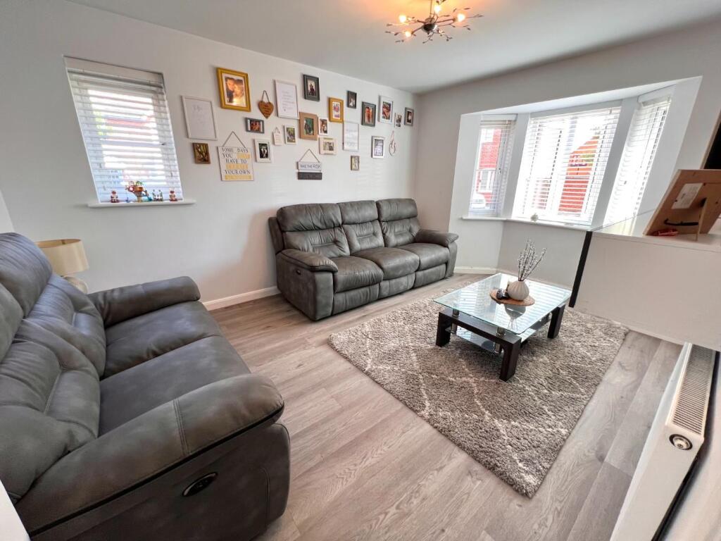 House in Duston, Marina Park, Upton - View 3