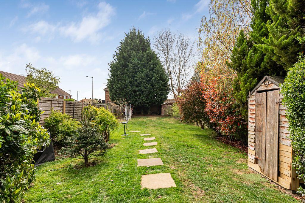 House in Milton Keynes, West Bletchley - View 5