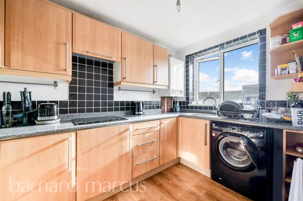 Apartment in London - View 3