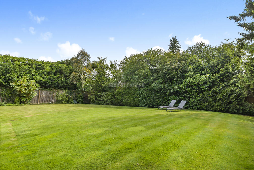 House in Enfield - More