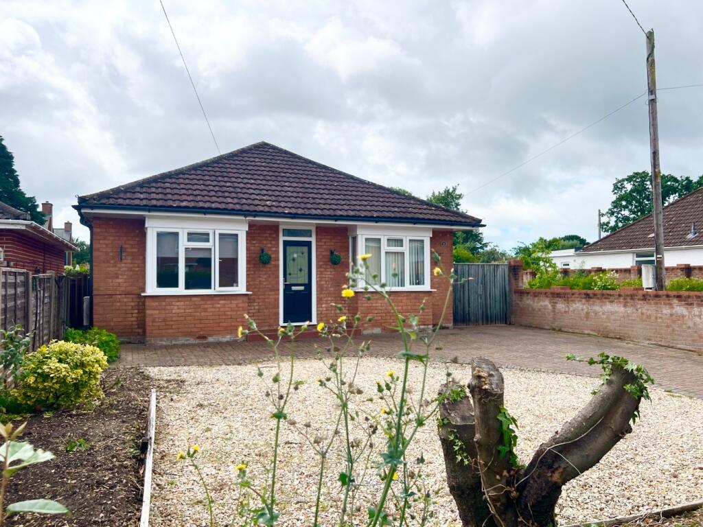 4-bed detached on Lime Kiln Lane, Holbury, Southampton, Hampshire, SO45, £475,000