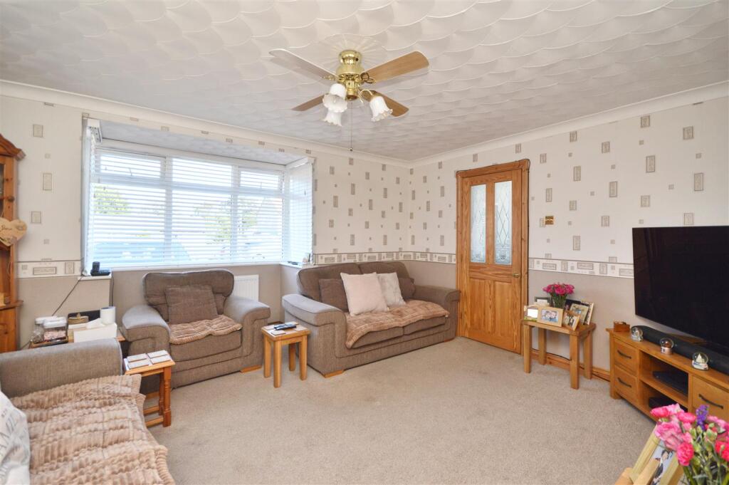 House in Bristol, Whitchurch - More
