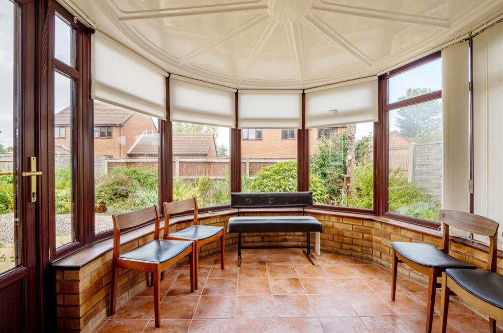 House in Grimsby, Wybers Wood - View 6
