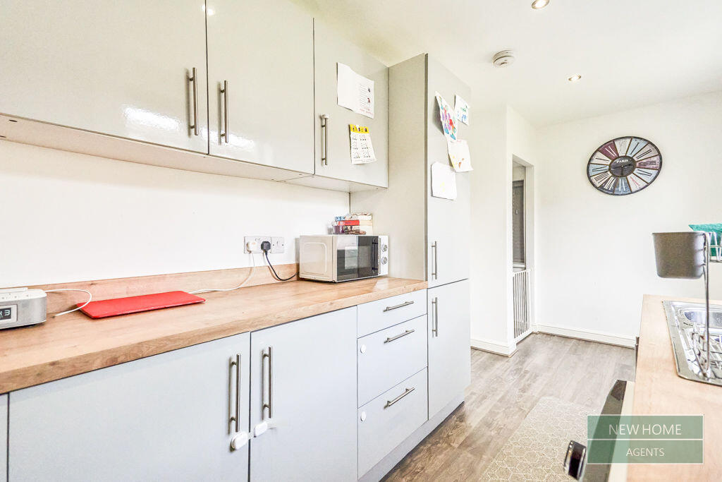 House in Salford, Greater Manchester - View 4