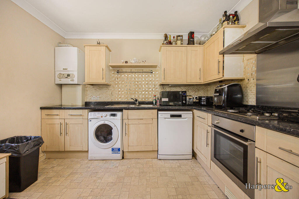 Apartment in London - View 4