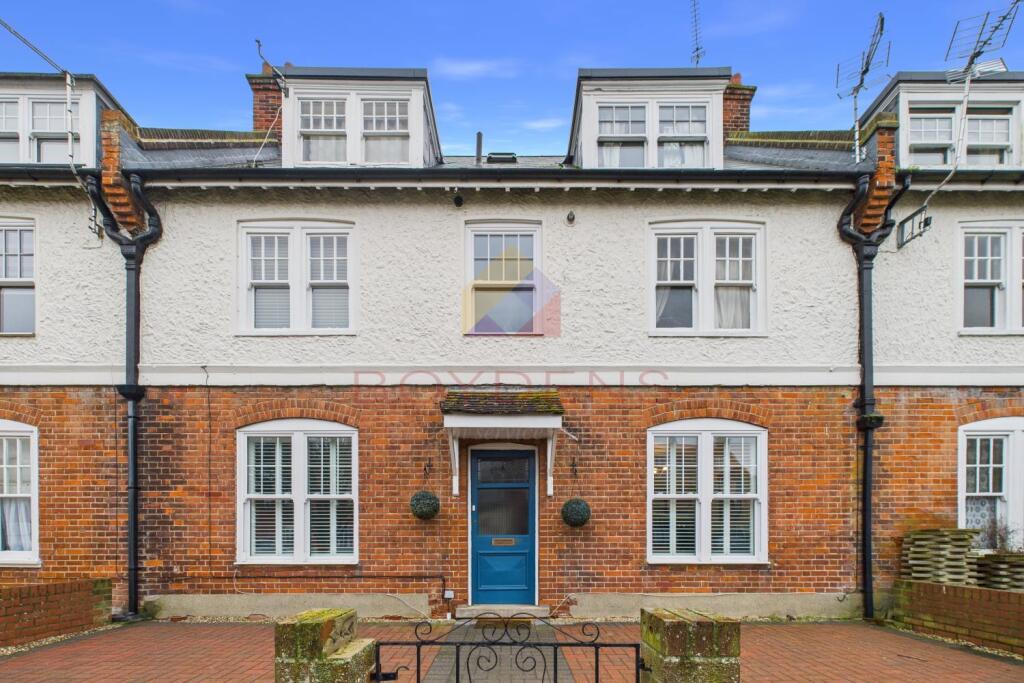 Main image of property: Old Road, Frinton on Sea