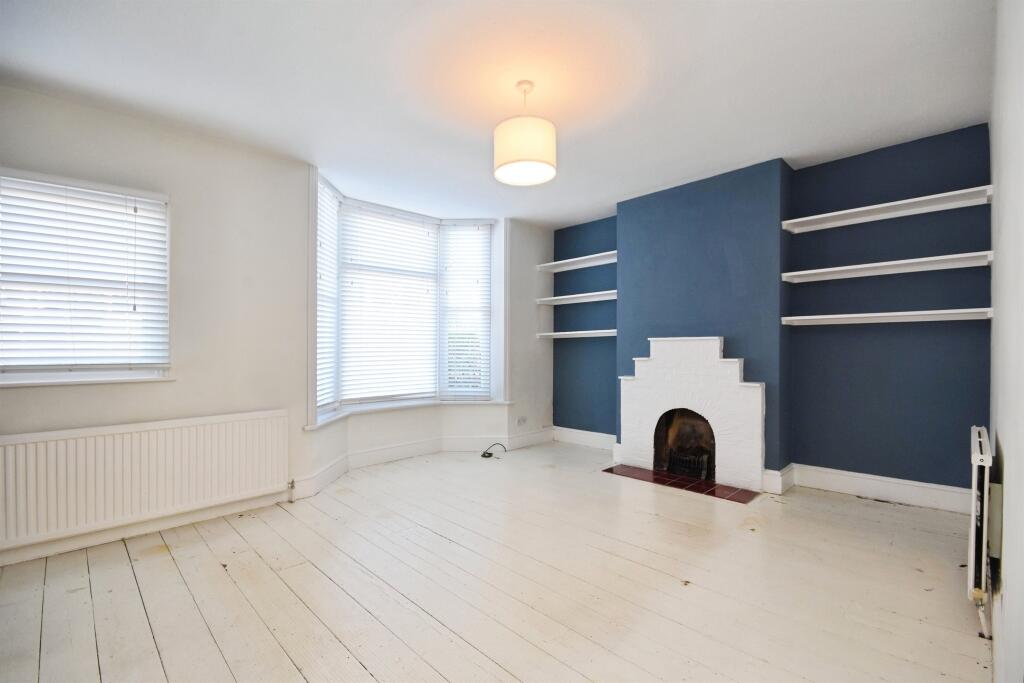 Ongar Road, Brentwood photo 2
