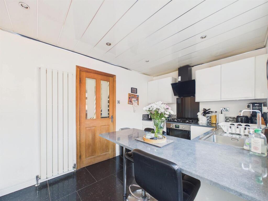 House in Newcastle upon Tyne - View 3