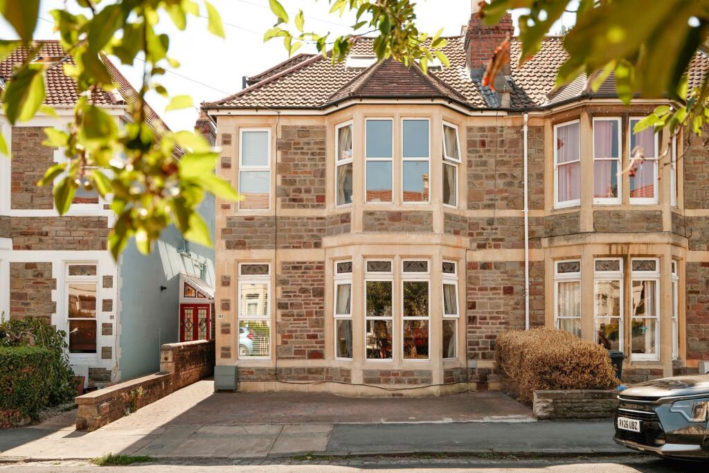 Main image of property: Kennington Avenue, Bishopston, BS7