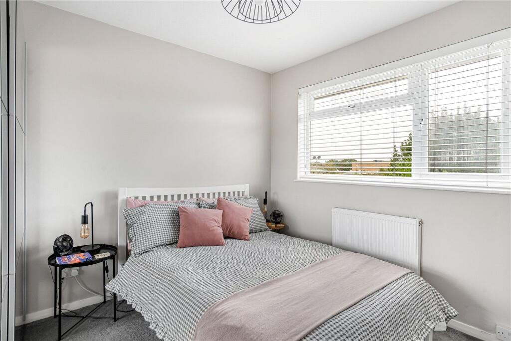 House in Twickenham, Whitton - View 4