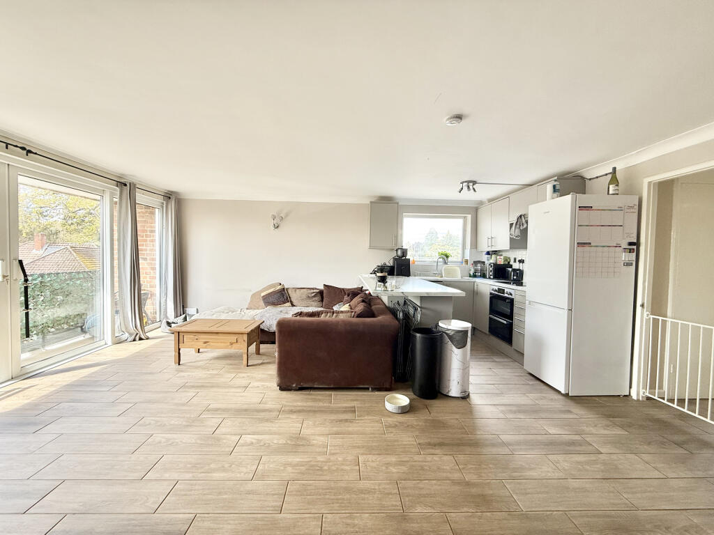 Riverside Road, West Moors, Ferndown, Dorset, BH22 photo 4