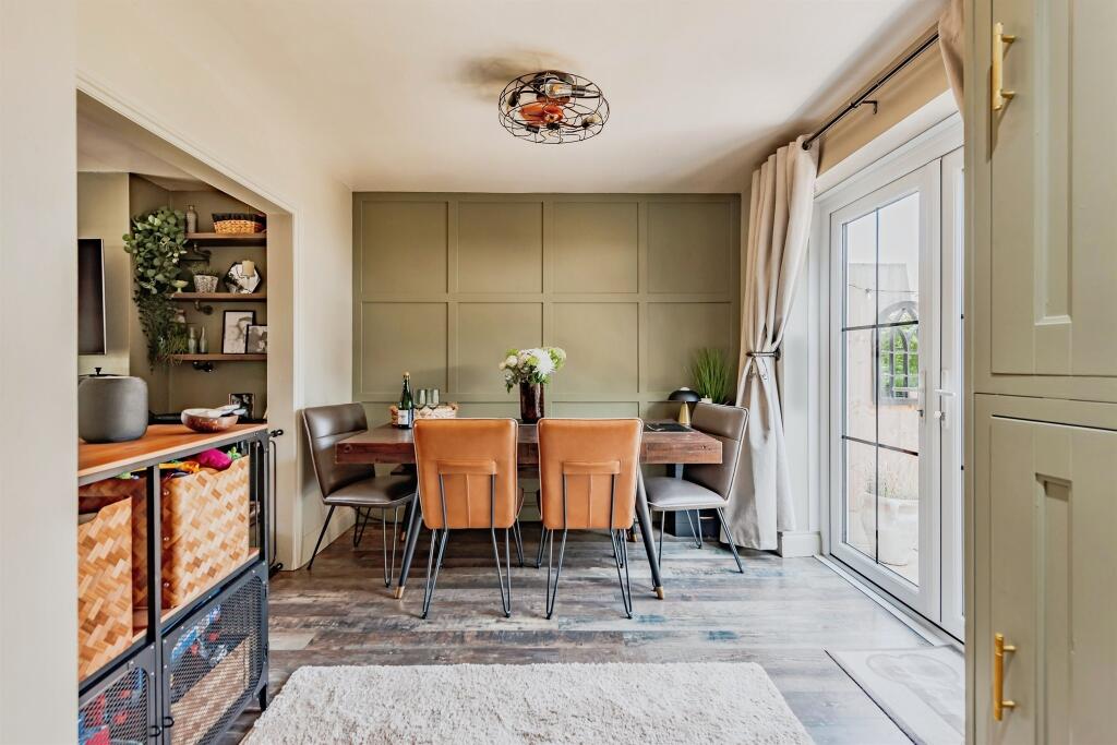 House in Crawley, Tilgate - View 5