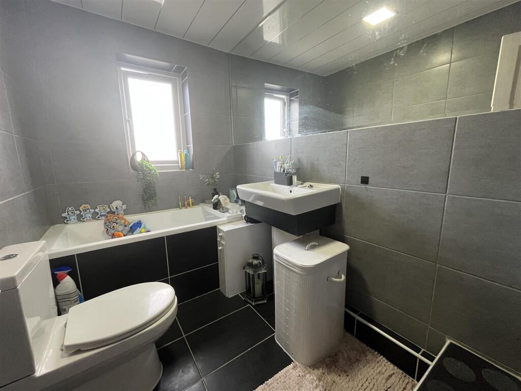 Additional image 13 of South Street, Oakenshaw, Bradford