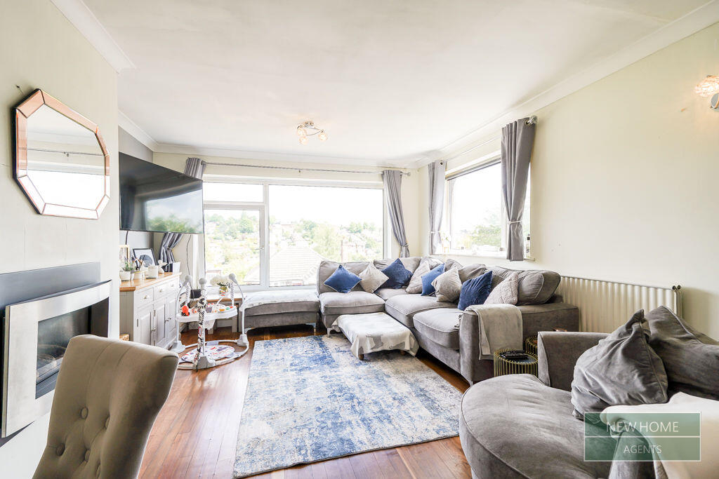 House in Nottingham, Porchester Gardens, Woodthorpe - View 5