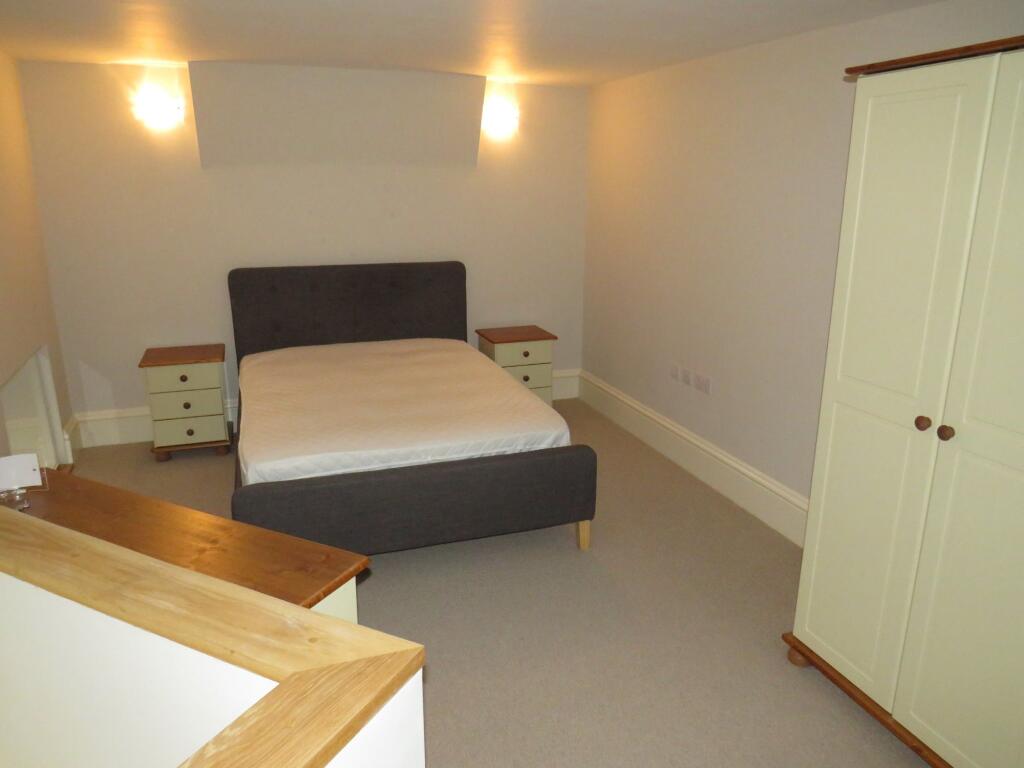 1 bedroom duplex for rent