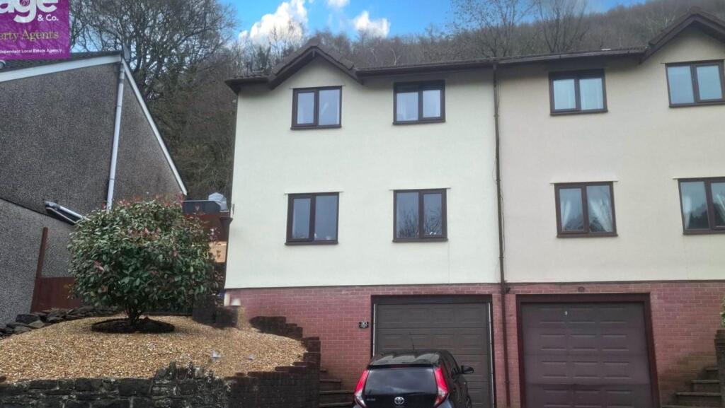 Main image of property: Commercial Road, Abercarn, Newport