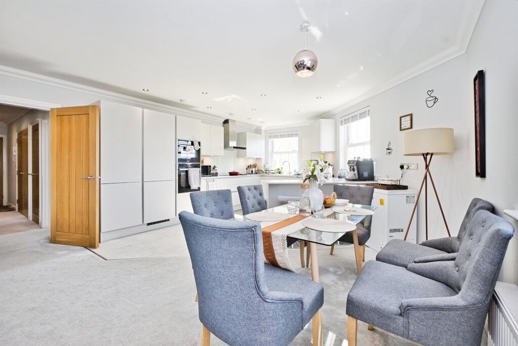 Shepherd Court, YEOVIL photo 5