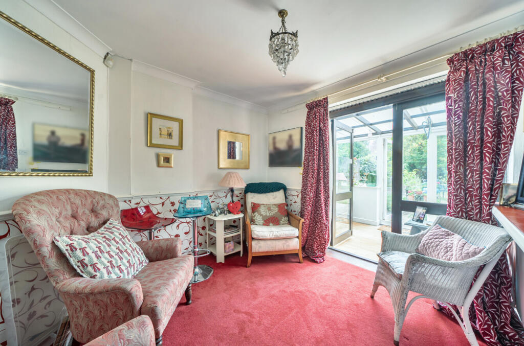 House in Southampton - View 3