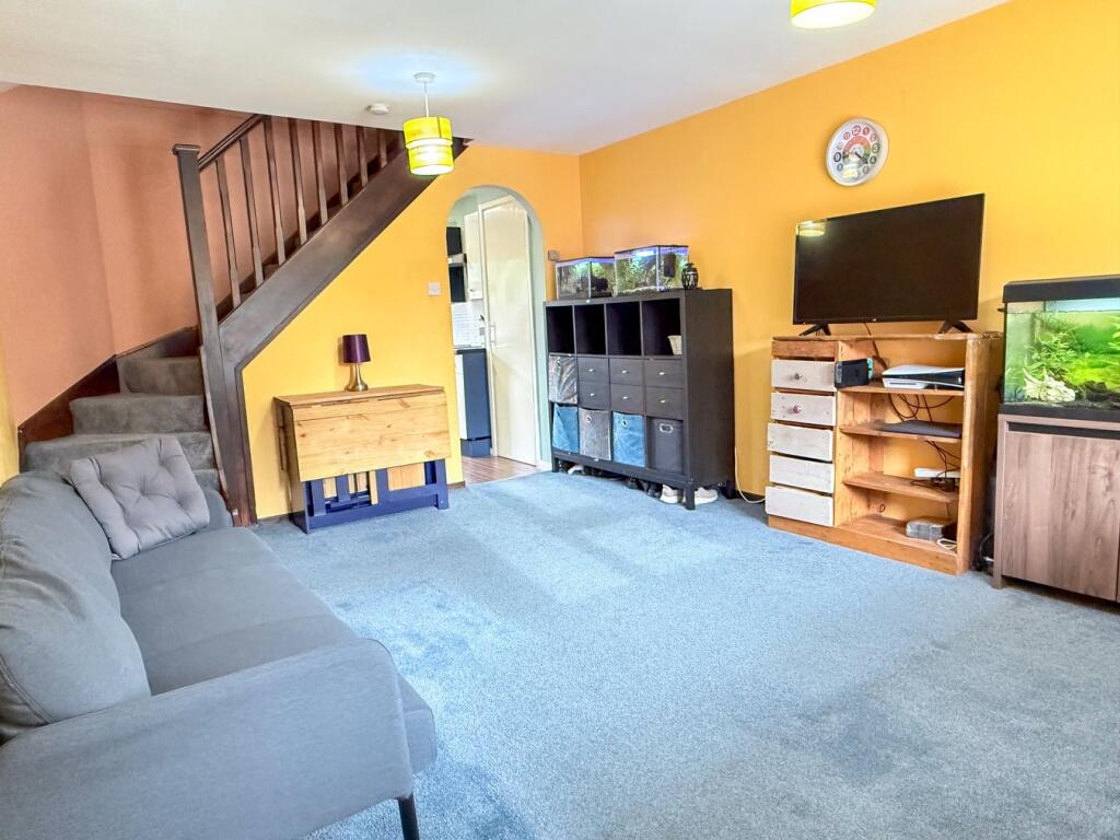 Cairngorm Road, Thatcham, RG19 photo 4