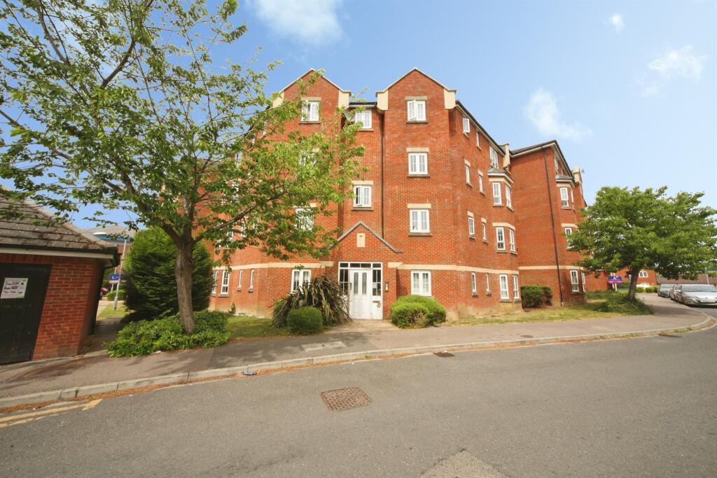 Main image of property: Watling Gardens, Dunstable